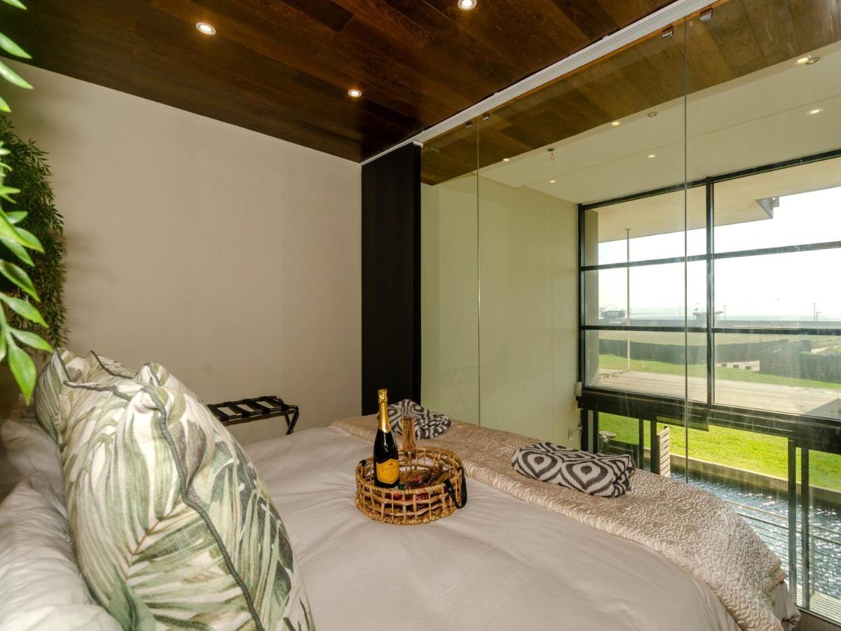 Quayside Waterfront Apartment Durban
