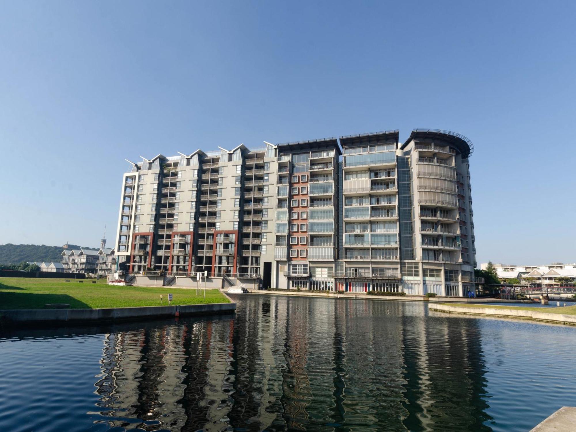 Quayside Waterfront *